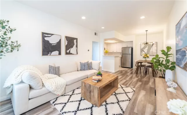 MLS: OC24049743 Condo For Sale