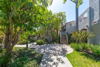 Photo #1: OC24050122 Listing 