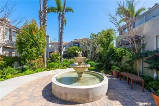 Photo #4: OC24050122 Listing 