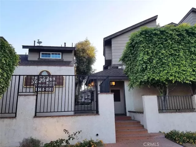 MLS: OC24050258 Condo For Sale