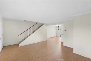 Photo #4: OC24050418 Listing 