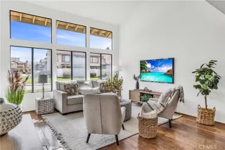 Photo #6: OC24050708 Listing 