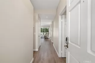 Photo #5: OC24050957 Listing 