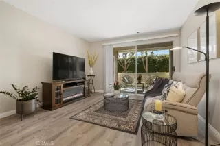 Photo #6: OC24050957 Listing 