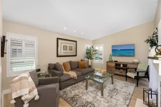 Photo #2: OC24051358 Listing 