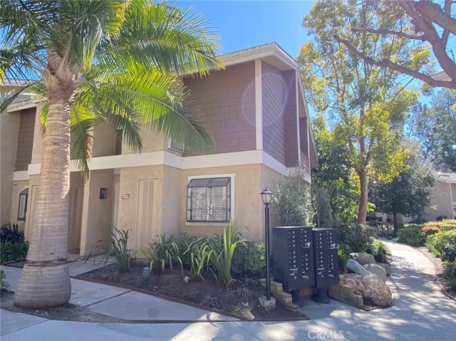 MLS: OC24051532 Condo For Sale