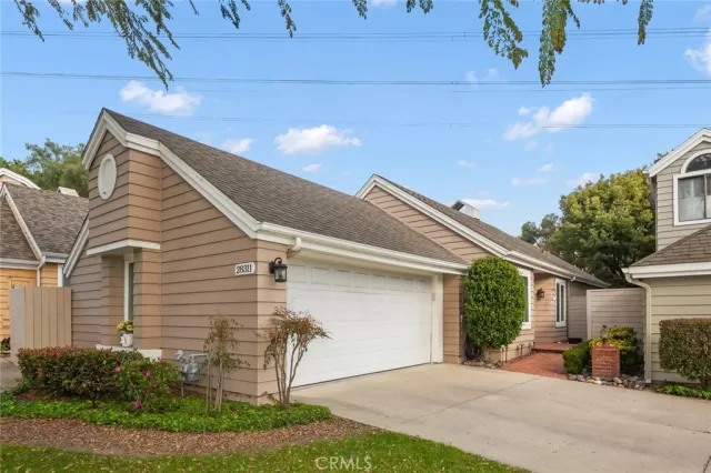 MLS: OC24052116 Condo For Sale