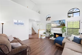 Photo #3: OC24052758 Listing