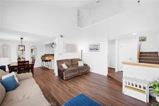 Photo #5: OC24052758 Listing