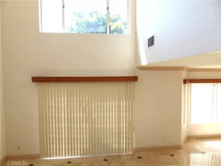 Photo #6: OC24052892 Listing 