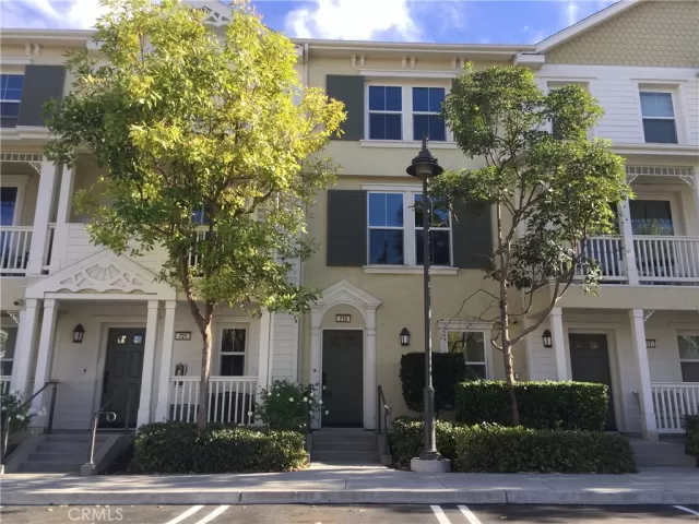 MLS: OC24053688 Condo For Sale