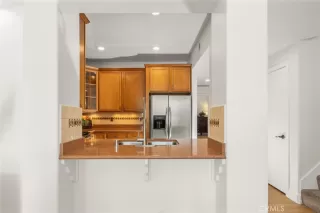 Photo #5: OC24053883 Listing