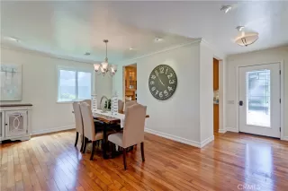 Photo #4: OC24054271 Listing