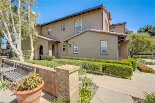 Photo #1: OC24054282 Listing