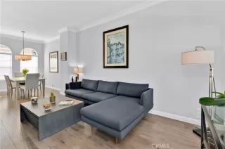 Photo #2: OC24054302 Listing 