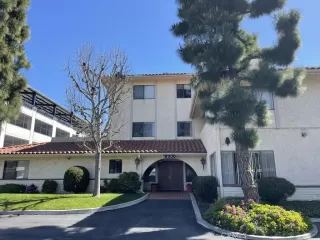 Photo #2: OC24054365 Listing 