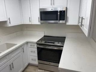 Photo #6: OC24054365 Listing 