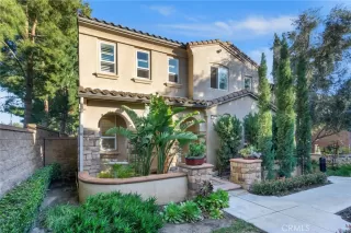 Photo #1: OC24054496 Listing