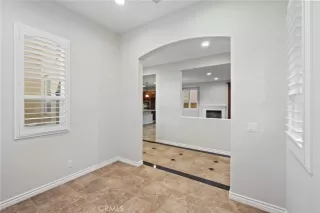 Photo #5: OC24054496 Listing