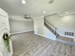 Photo #2: OC24054662 Listing 