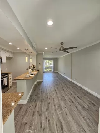 Photo #5: OC24054662 Listing 