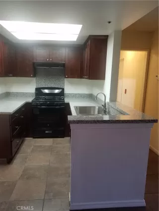 Photo #2: OC24054778 Listing 