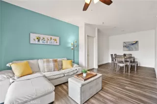 Photo #4: OC24054876 Listing 