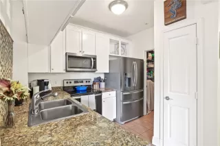 Photo #5: OC24054876 Listing 