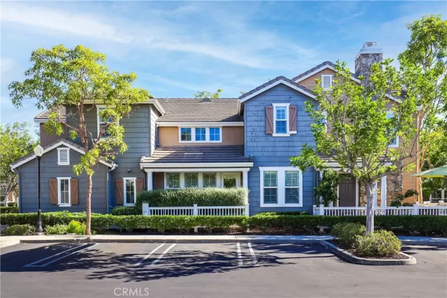 MLS: OC24054990 Condo For Sale