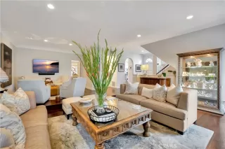 Photo #3: OC24055113 Listing 