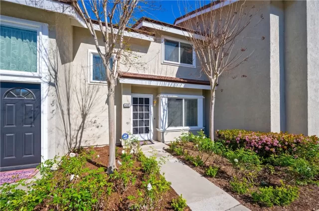 MLS: OC24055784 Condo For Sale