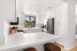 Photo #5: OC24056036 Listing 