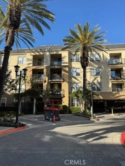 MLS: OC24056262 Condo For Sale