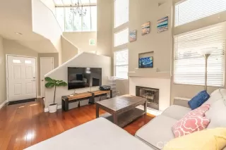 Photo #5: OC24056314 Listing