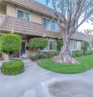 Photo #2: OC24056479 Listing 