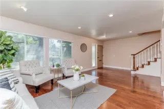 Photo #3: OC24056479 Listing 