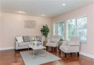 Photo #5: OC24056479 Listing 