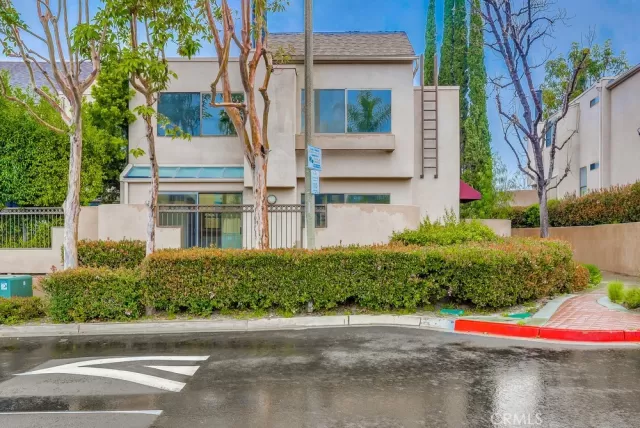 MLS: OC24056780 Condo For Sale