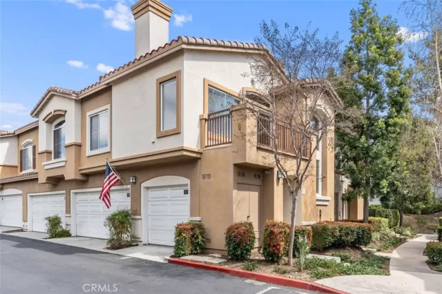 MLS: OC24057191 Condo For Sale