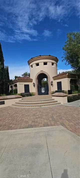 Photo #6: OC24057282 Listing 