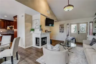 Photo #6: OC24057570 Listing 