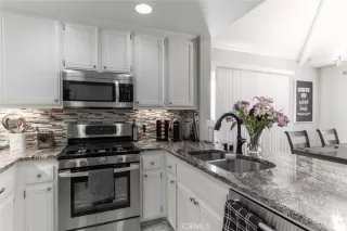 Photo #2: OC24057889 Listing 