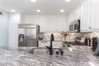 Photo #3: OC24057889 Listing 