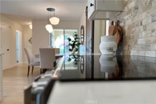 Photo #4: OC24058013 Listing