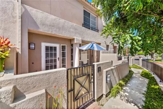 Photo #1: OC24058027 Listing 