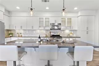 Photo #3: OC24058342 Listing 