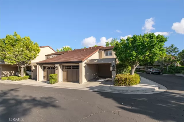 MLS: OC24058421 Condo For Sale