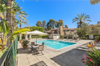 Photo #3: OC24059342 Listing 