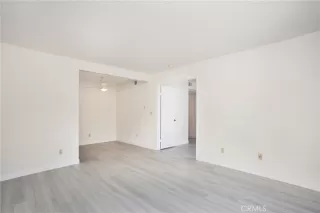 Photo #6: OC24059533 Listing 