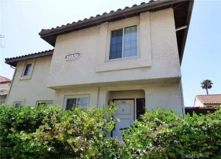 Photo #2: OC24059784 Listing